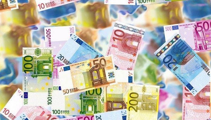 Ossigeno per agenti immobiliari: fino a 25mila euro senza garanzie